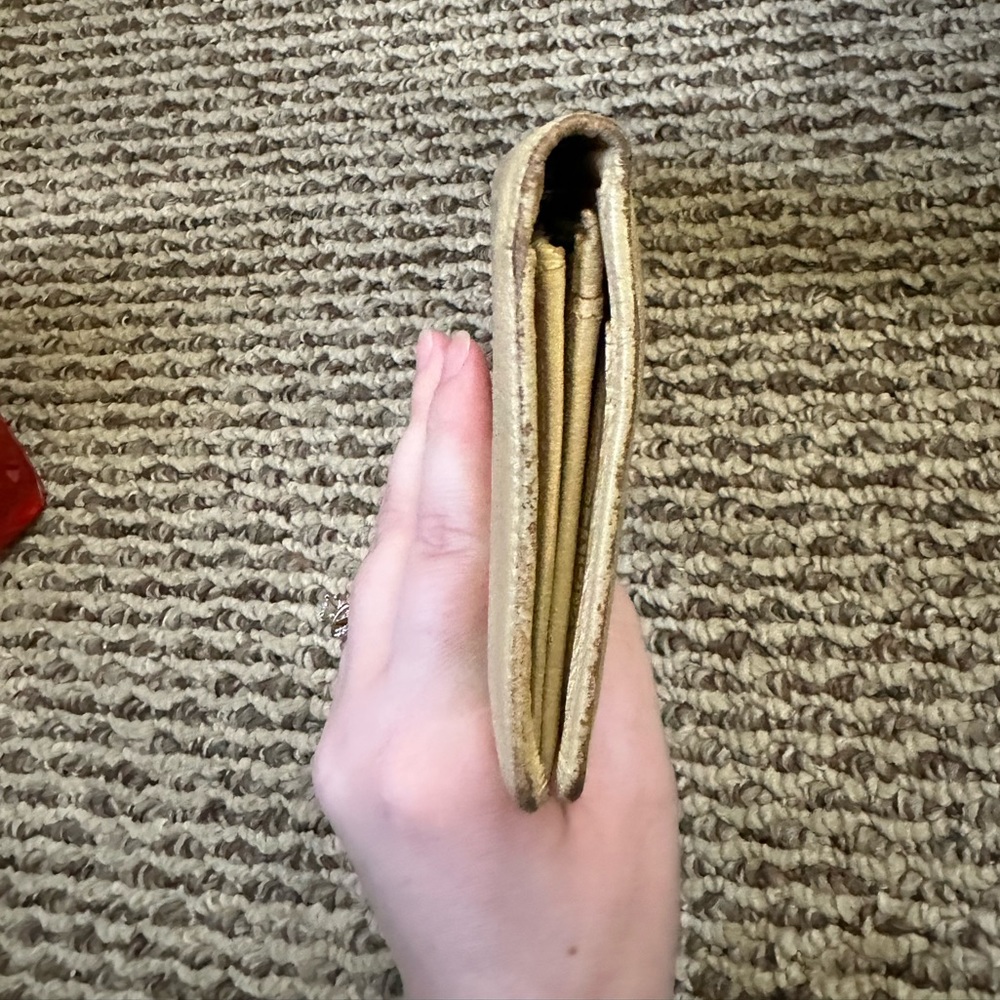 Chanel Bifold Wallet - Picture 13 of 17